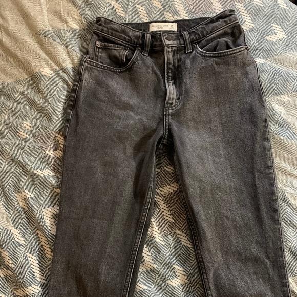 High rise Mom jeans - Picture 1 of 3